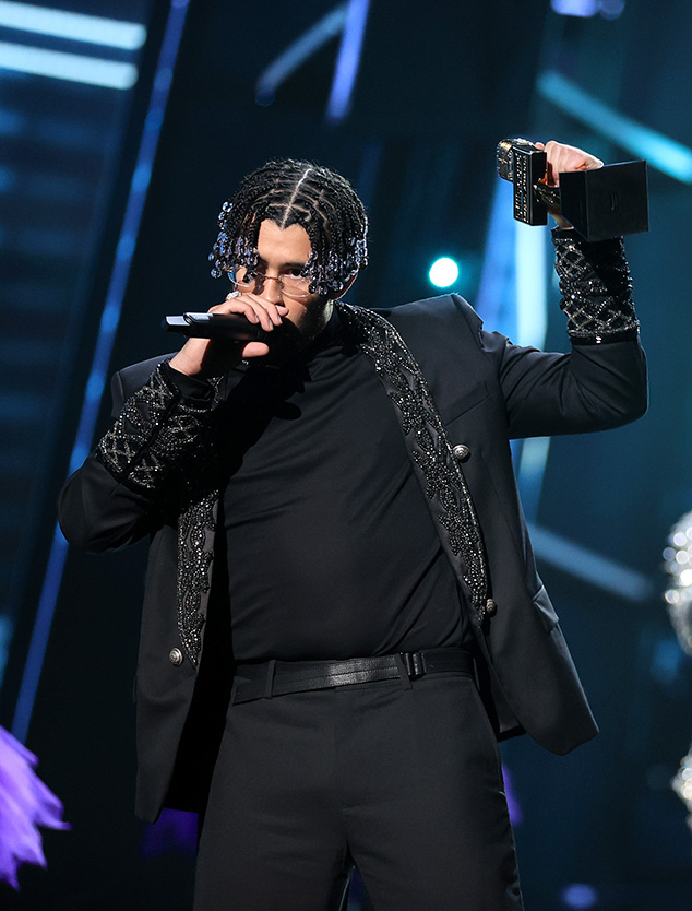 Bad Bunny, 2020 Billboard Music Awards